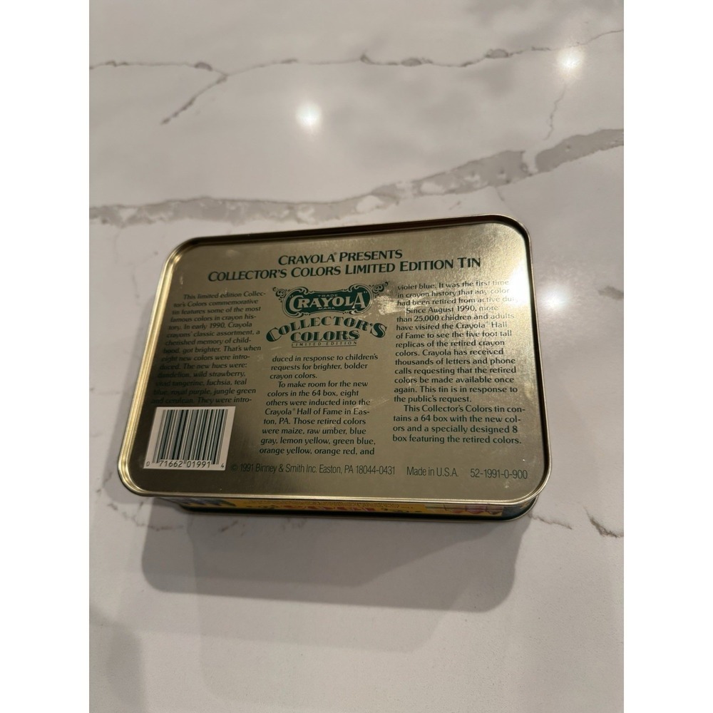 Crayola Collector's Colors Limited Edition Tin Box (1991) 72 Crayons Open Box - Picture 3 of 10